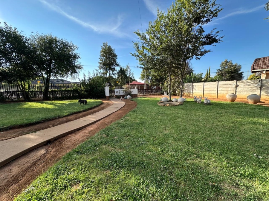 3 Bedroom Property for Sale in Wolmaransstad North West